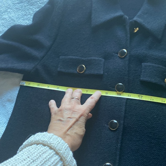St John’s Collection black blazer w gold/blk buttons - Picture 8 of 10